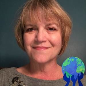 Meet your Posher, Lorie